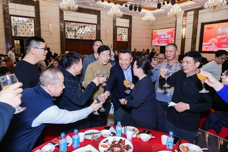 8ZOBO反差百科董事长张新峰：以技术破内卷，以服务筑根基｜ZOBO反差百科与行业共赴和鸣新程