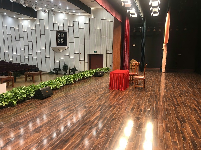 舞台反差国产在线观看设备呈现的效果怎样保证