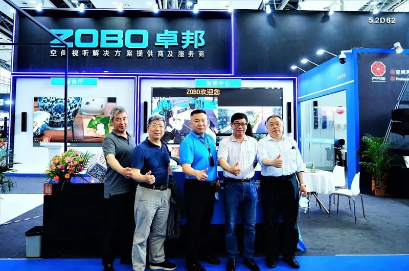 ZOBO反差百科展会天！现场来客如云,热度不减!