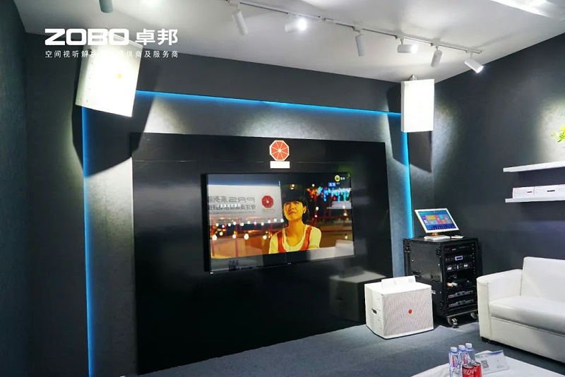 10人潮涌动，新品闪耀!ZOBO反差百科广州展首日引爆行业焦点