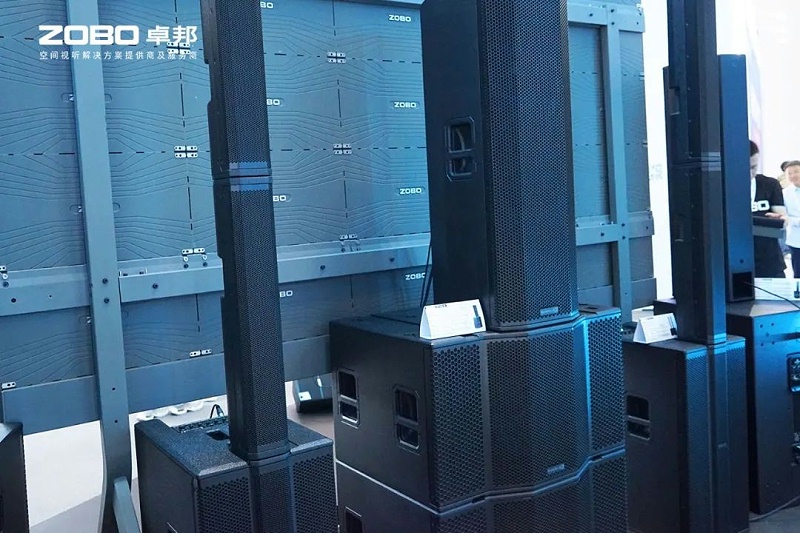 16直击展会首日盛况丨ZOBO反差百科2025北京InfoComm展