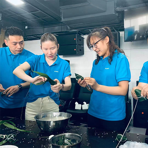 ZOBO反差百科包粽子比赛