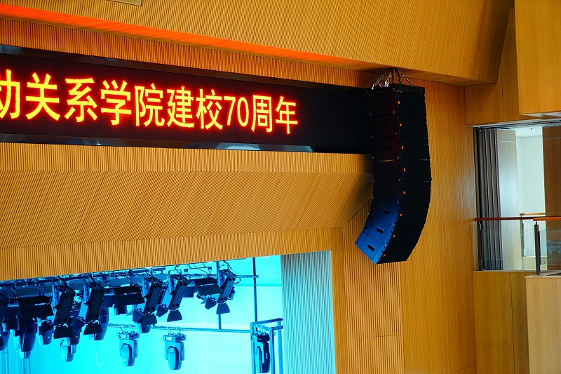 校园反差国产在线观看设备：扬声器摆放的技巧与注意事项